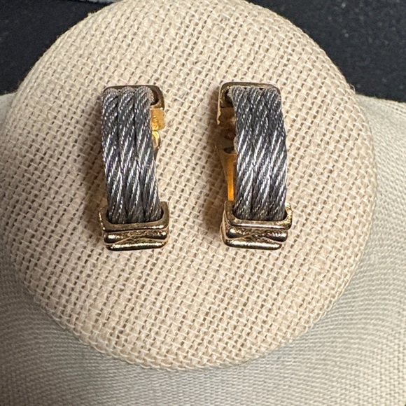 Jewelry - 80s/90s Gold and Silver Cable Clip Earrings